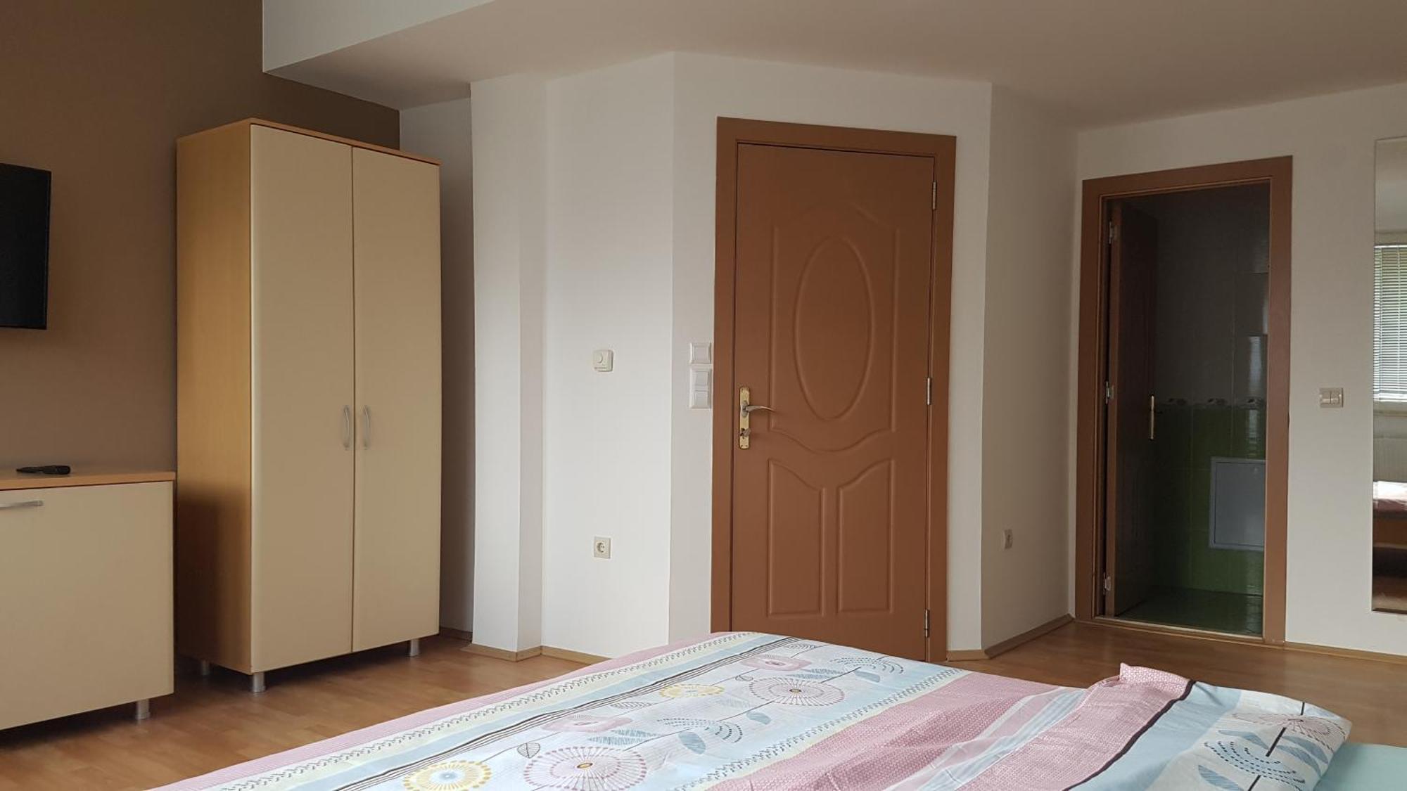 Apartment In The Heart Of *